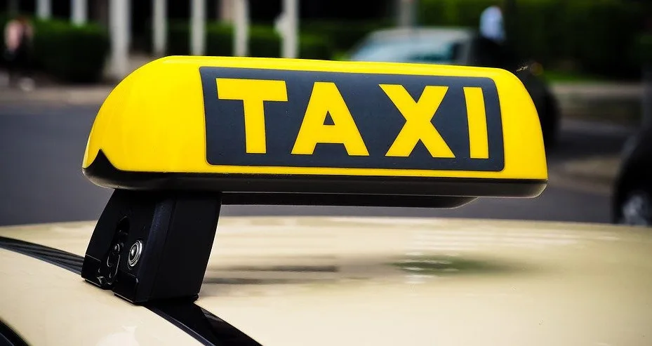 Zraněná žena v Brně naskočila do taxíku, aby utekla před násilnickým přítelem