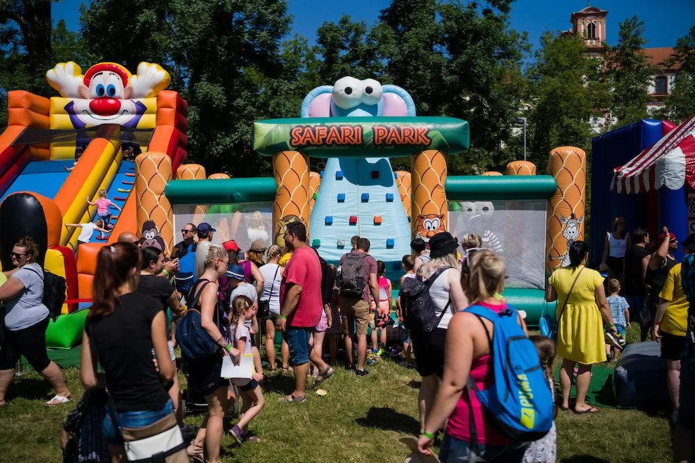 Největší rodinný festival Bezva Fest míří do Slavkova 