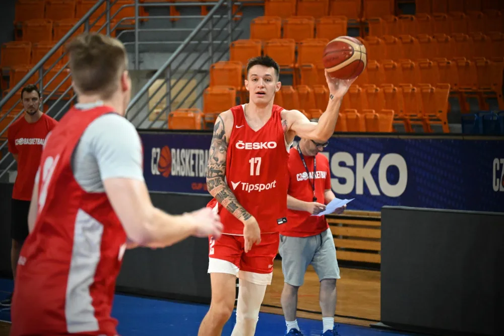 Brno čeká svátek basketbalu. Reprezentace pod novým španělským koučem vyzve Argentinu   
