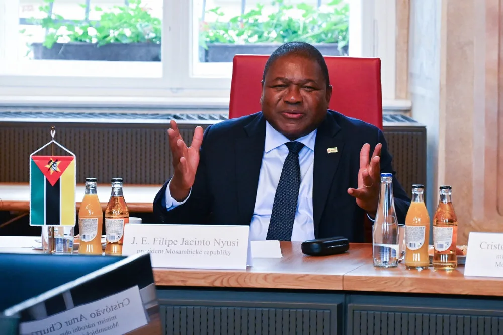 Prezident Mosambiku se po letech vrátil do Brna. Vzpomínal na studium i diskotéky