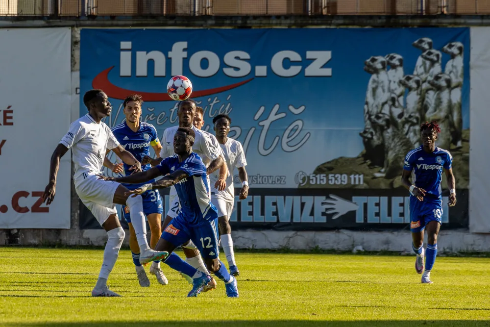Fotbalový Vyškov klopýtl s Táborem a přišel o vedení v lize. Líšeň vydřela výhru