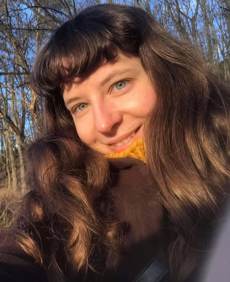 O síle lidskosti i nečekaných zážitcích. Herečka Kristýna Kučerová o tom, jaké to je být novou Zdravotní klaunkou