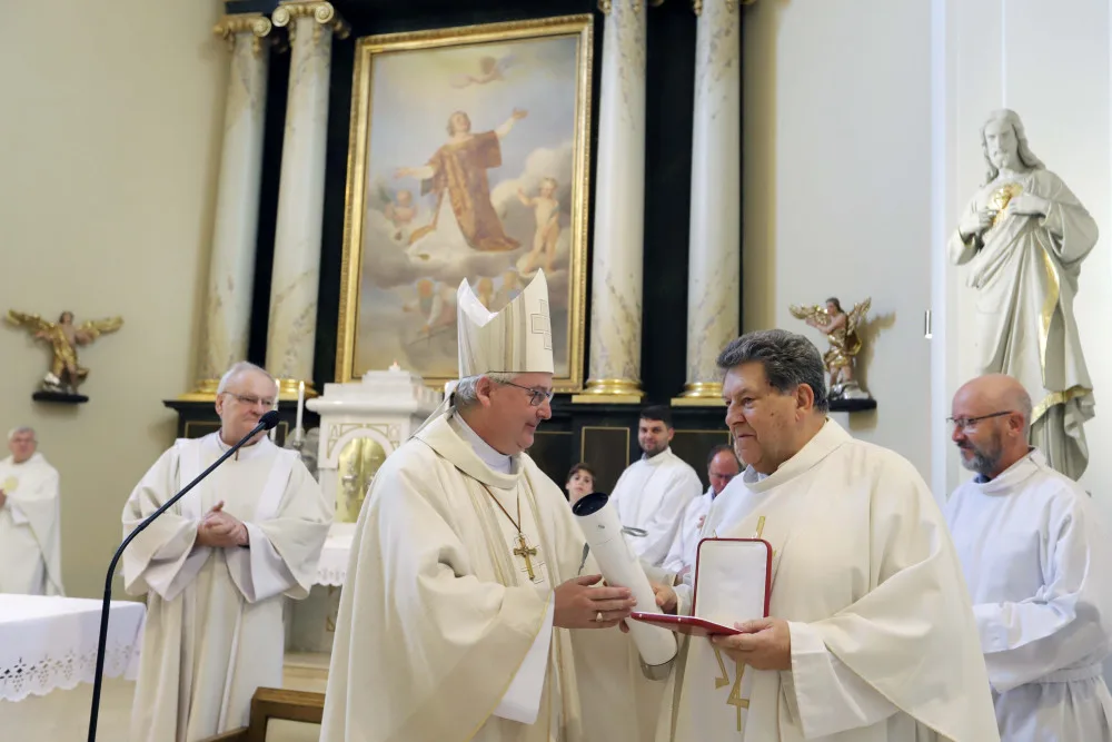 Brněnského biskupství si všiml papež. Poprvé ocenil kněze z Hodonína