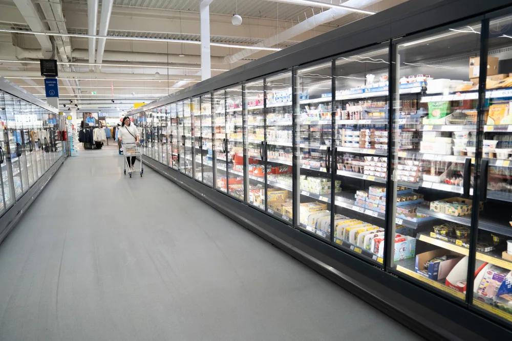 Zákazníci Tesco nově nakoupí ve zmodernizovaných prodejnách v Uherském Brodě a Uherském Hradišti
