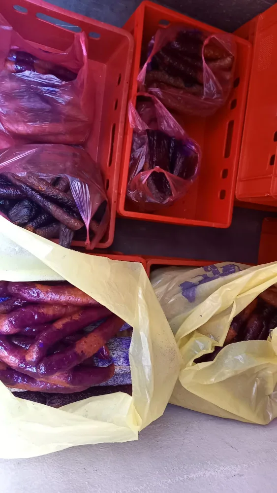 Farmářské trhy v Brně skončily ostudou. Prodejce tam nabízel desítky plesnivých klobás