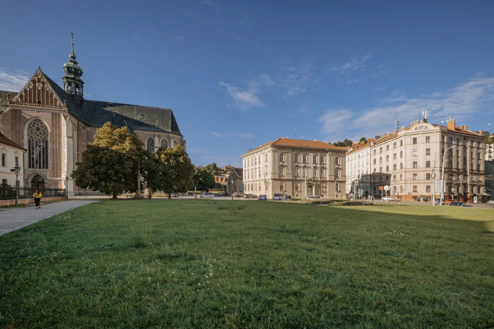 Mendlovo náměstí v Brně ozdobí další socha. Připomene slavnou panovnici