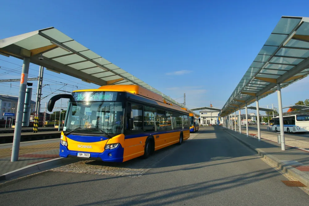 Břeclav definitivně odpískala papírové jízdenky. Zůstanou pouze elektronické