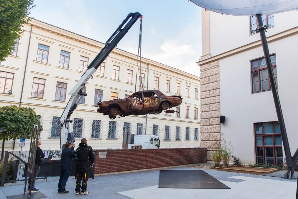 Muzeum v Brně slaví 150 let. Na výroční výstavě lidé uvidí sklo, keramiku a rozbijí porcelánový talíř