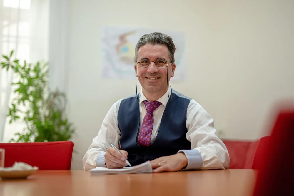 Náměstek brněnské primátorky Suchý končí. Chce se vrátit k učení angličtiny