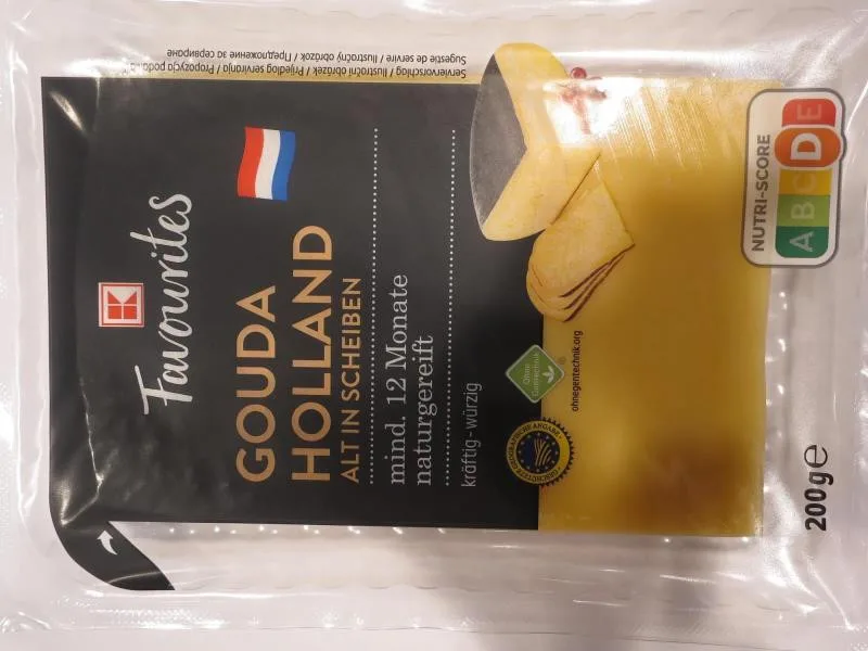Potravináři odhalili v brněnském supermarketu zkažené sýry. Goudu pokrývala nebezpečná plíseň
