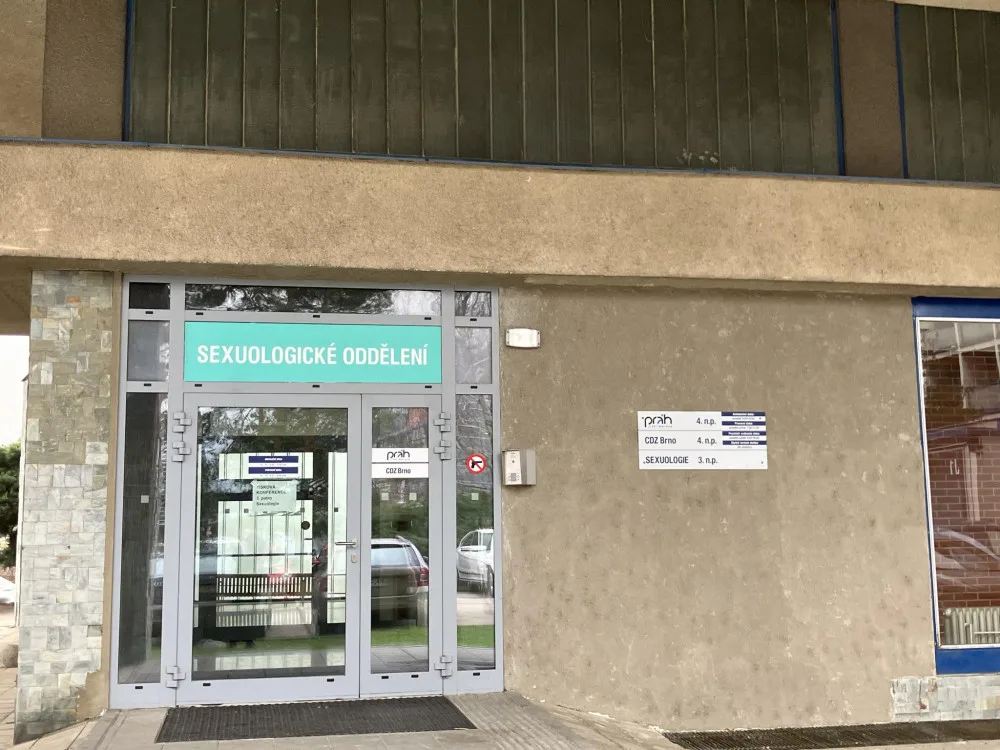 V Brně funguje jediná gynekologická ambulance pro trans lidi v tuzemsku. Péči nabízí klientům v jakékoli fázi tranzice