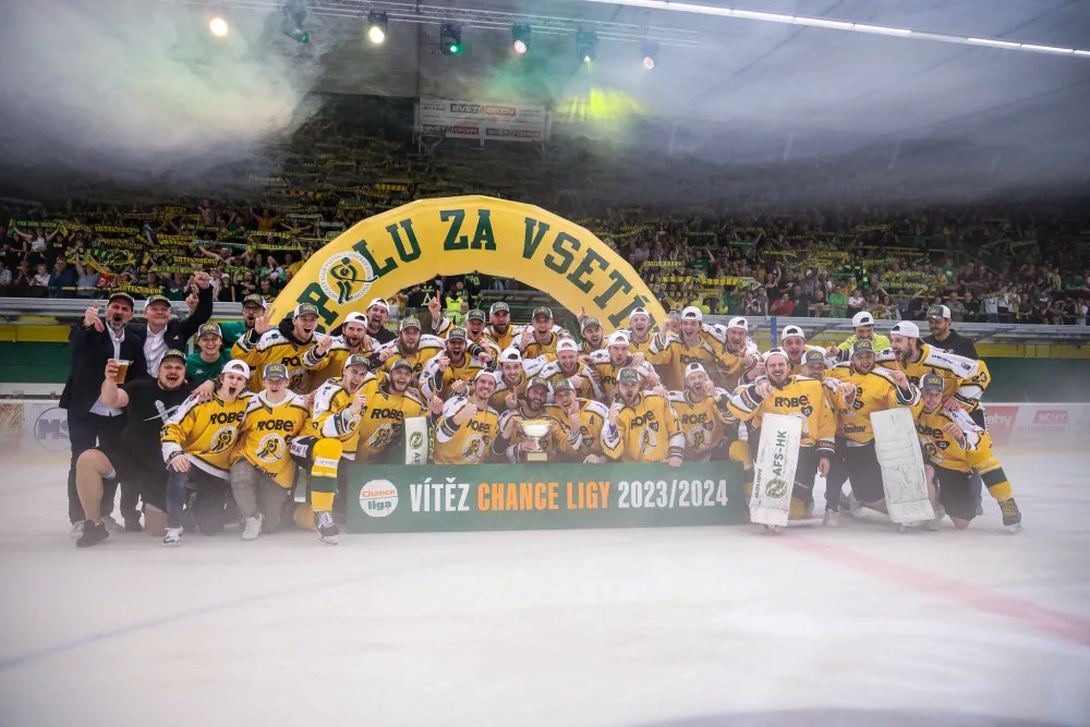 Fanoušci Vsetína vyprodali halu Komety. Do Brna přijedou speciálním vlakem
