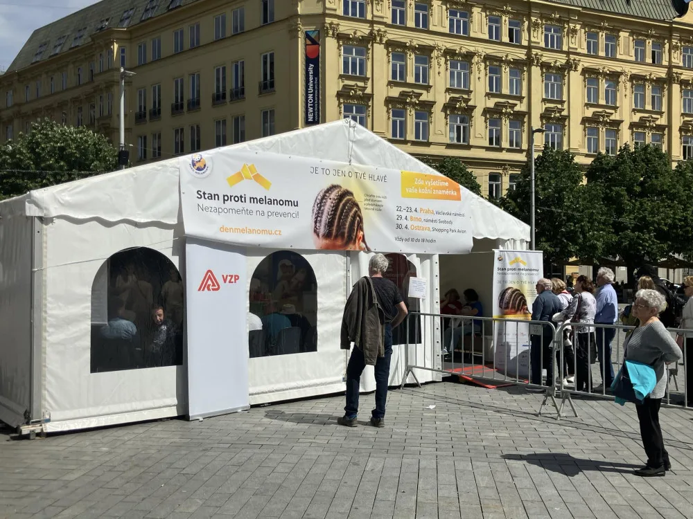 Brňané si dnes ve zdravotnickém stanu nechali kontrolovat znaménka. Zájem o prevenci každoročně roste