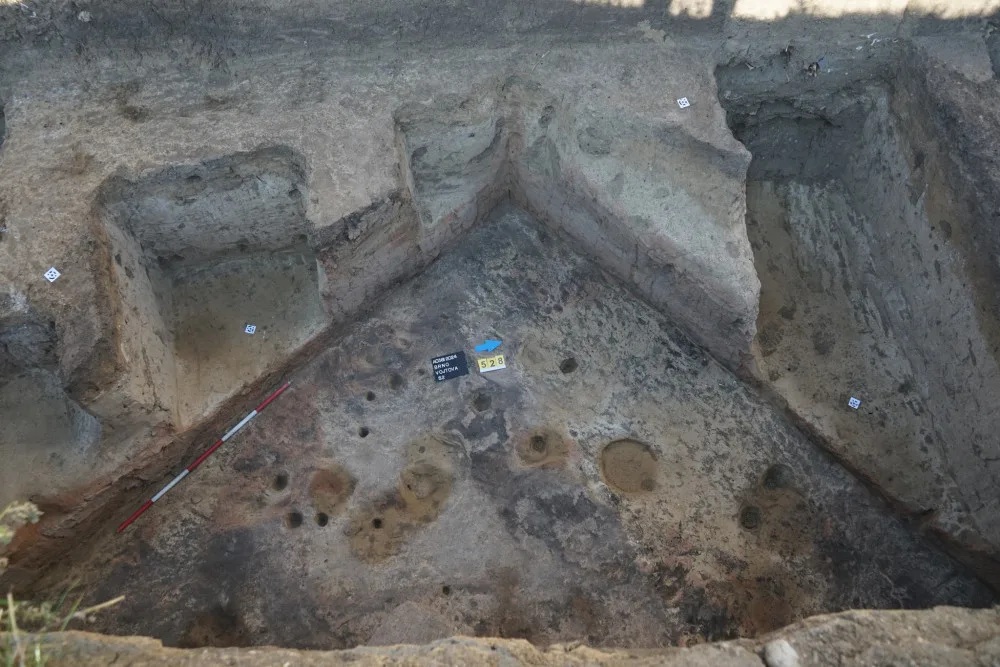Archeologové zjišťují, jak vypadalo předměstí Brna v 11. století. Při vykopávkách našli i obytný dům