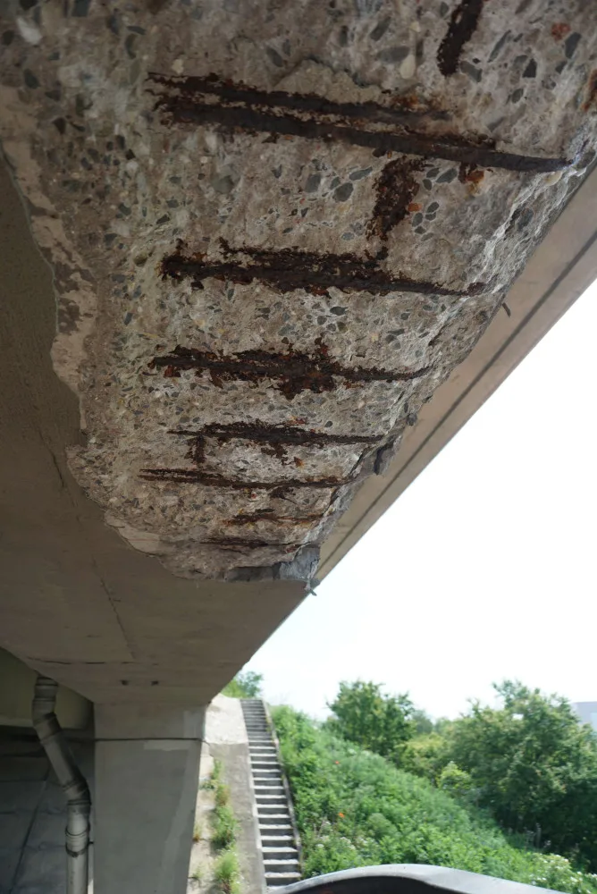 Silničáři zavřou část mostu přes dálnici D2 u brněnského obchodního centra. Řidiče čeká půlroční omezení