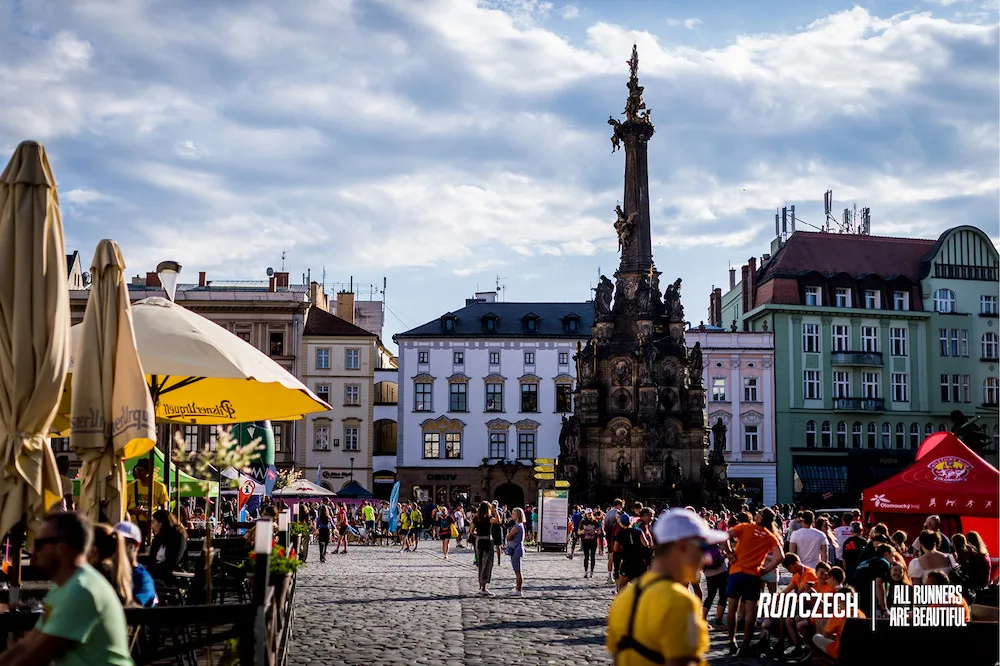 Olomouc přivítá 14. půlmaraton. RunCzech láká i na rodinné běhy a novou pětku