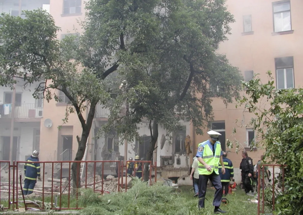 Po výbuchu domu v Brně zemřeli čtyři lidé. Tragédii způsobilo poškození přívodu plynu
