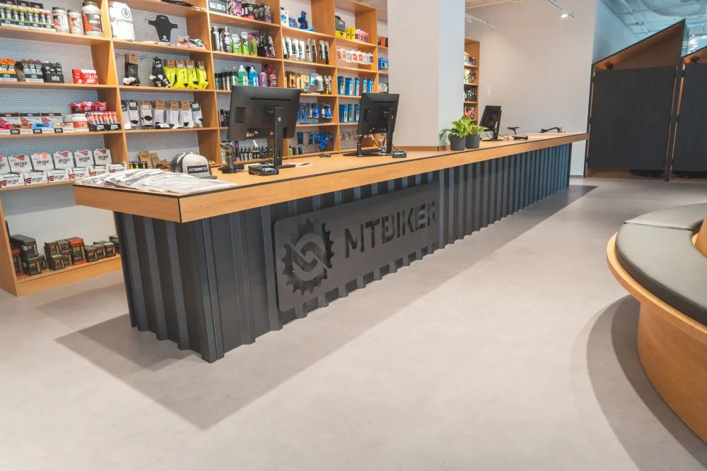 Největší slovenský cyklo e-shop MTBIKER otevřel ve Vlněně první českou prodejnu