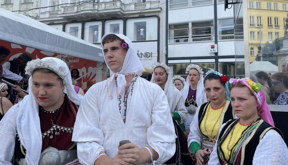 Do Brna přijely folklorní soubory z Indie i Mexika