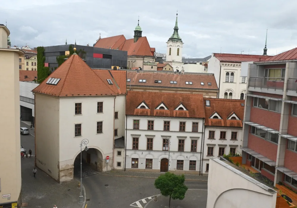 Měnínská brána v Orlí ulici projde rekonstrukcí. Zároveň vznikne interaktivní výstava o historii Brna a obléhání Švédy