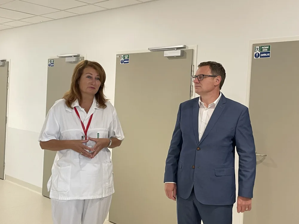 Fakultní nemocnice u sv. Anny otevřela onkologickým pacientům nové lůžkové oddělení