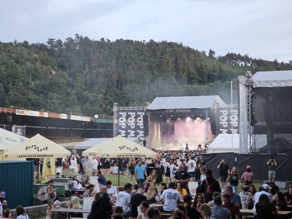 FOTOGALERIE: Na brněnském velodromu probíhá Pop Messe. Podívejte se na fotky