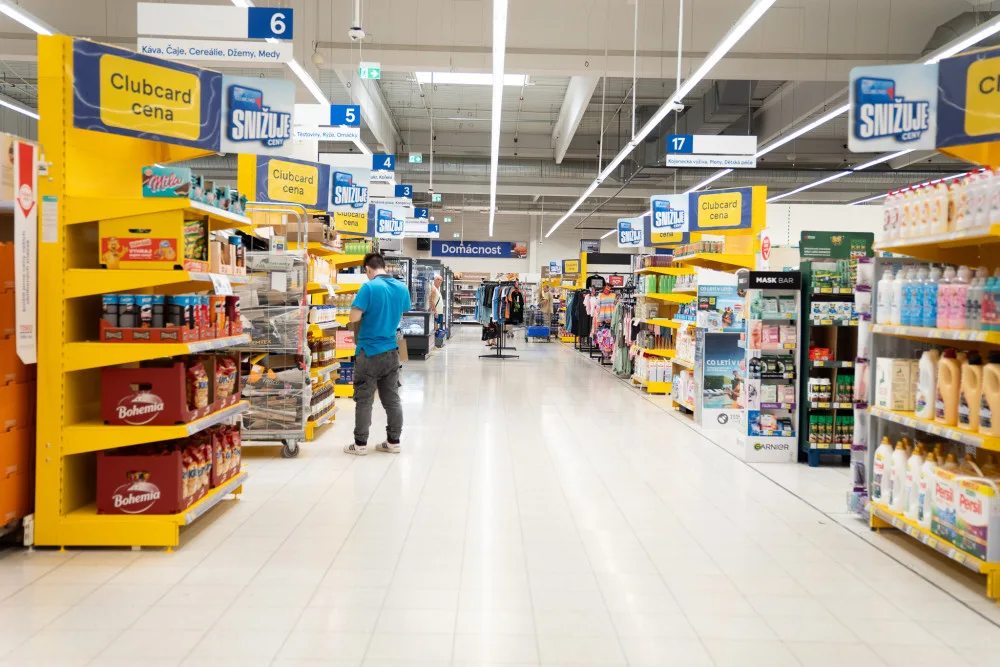 Tesco v Kroměříži slibuje hezčí prodejnu s šetrnějším provozem k životnímu prostředí