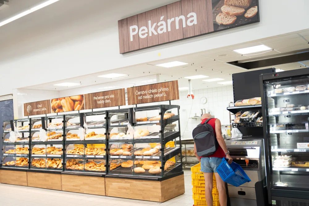 Tesco v Kroměříži slibuje hezčí prodejnu s šetrnějším provozem k životnímu prostředí