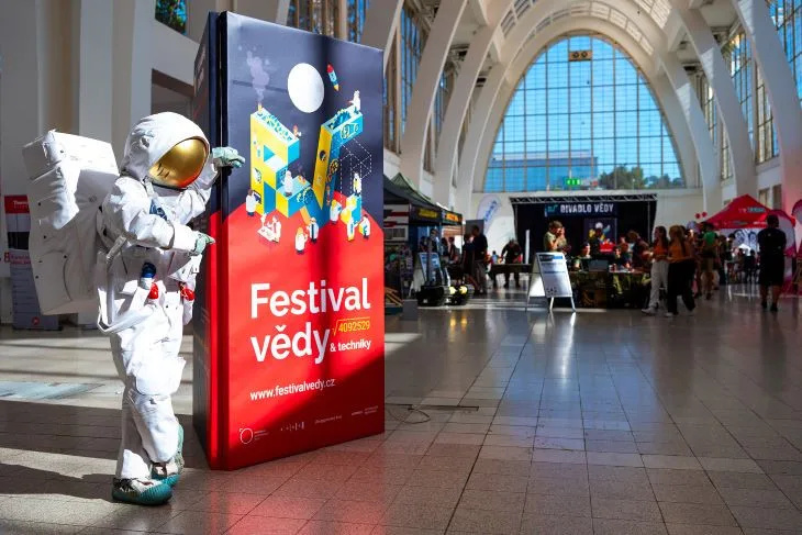 Veleúžasněbetální počtáři a glocny pálený, naštelujte ovary!