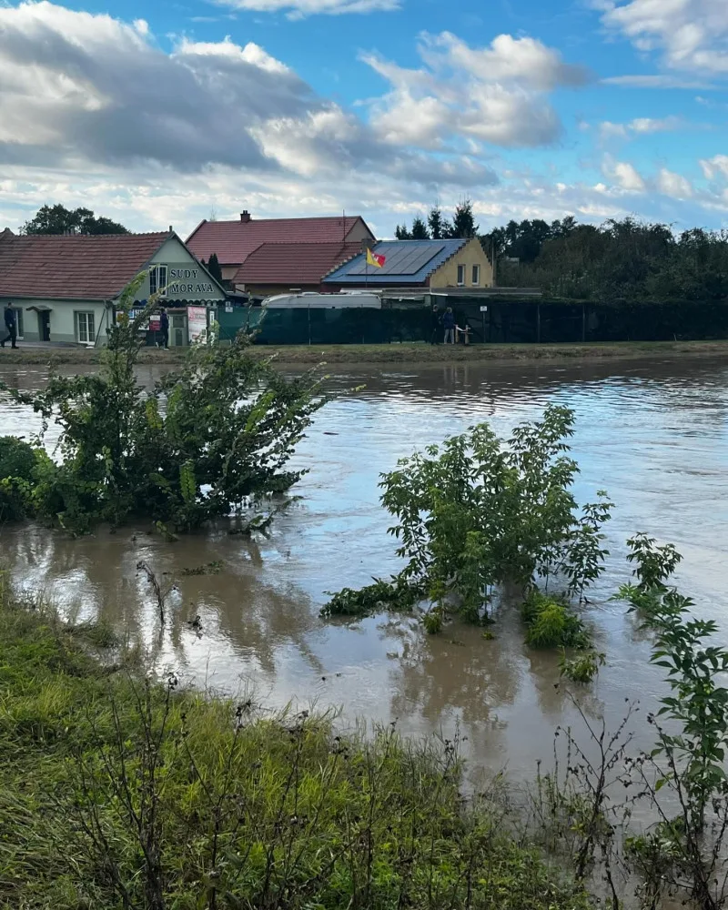 Veselí nad Moravou je připravené na stoletou vodu. Starosta Kolář doufá, že k evakuaci nedojde