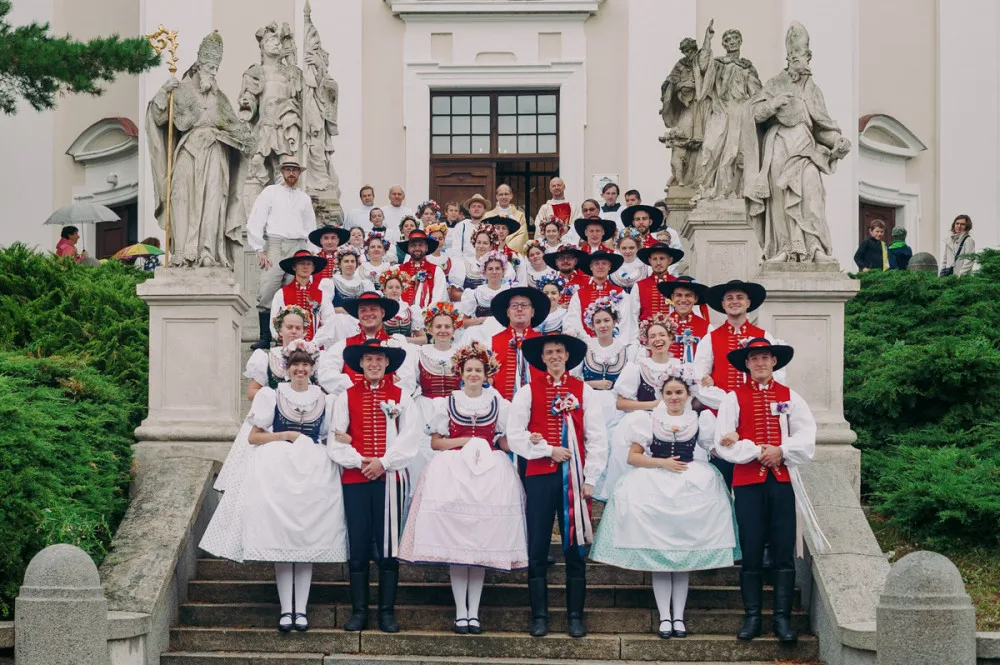 V Židlochovicích letos hody oslavila chasa pouze nedělní mší.