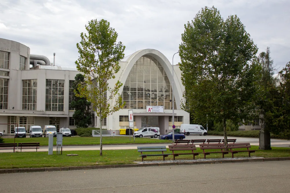 Při vzniku výstaviště se jako první začal stavět pavilon A.