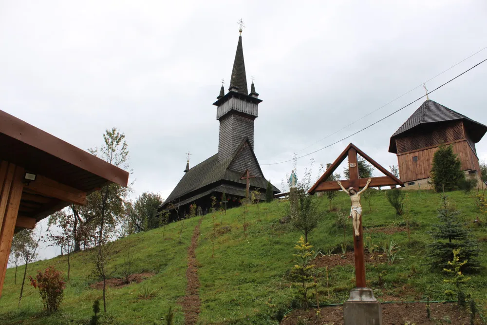 Brněnští odborníci pomáhají určit stáří dřevěných kostelů na Ukrajině