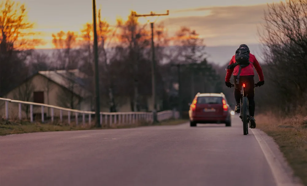Cyklisté podzim nebalí: Buďte vidět, nebo zmizíte z cesty navždy