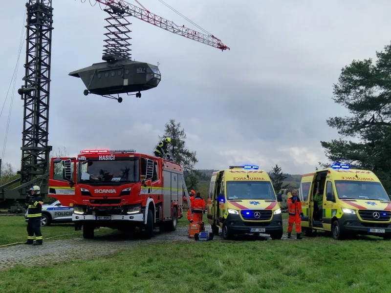 Cvičení na Vyškovsku prověřilo záchranáře v extrémních situacích. Spolupracovali s hasiči i policisty