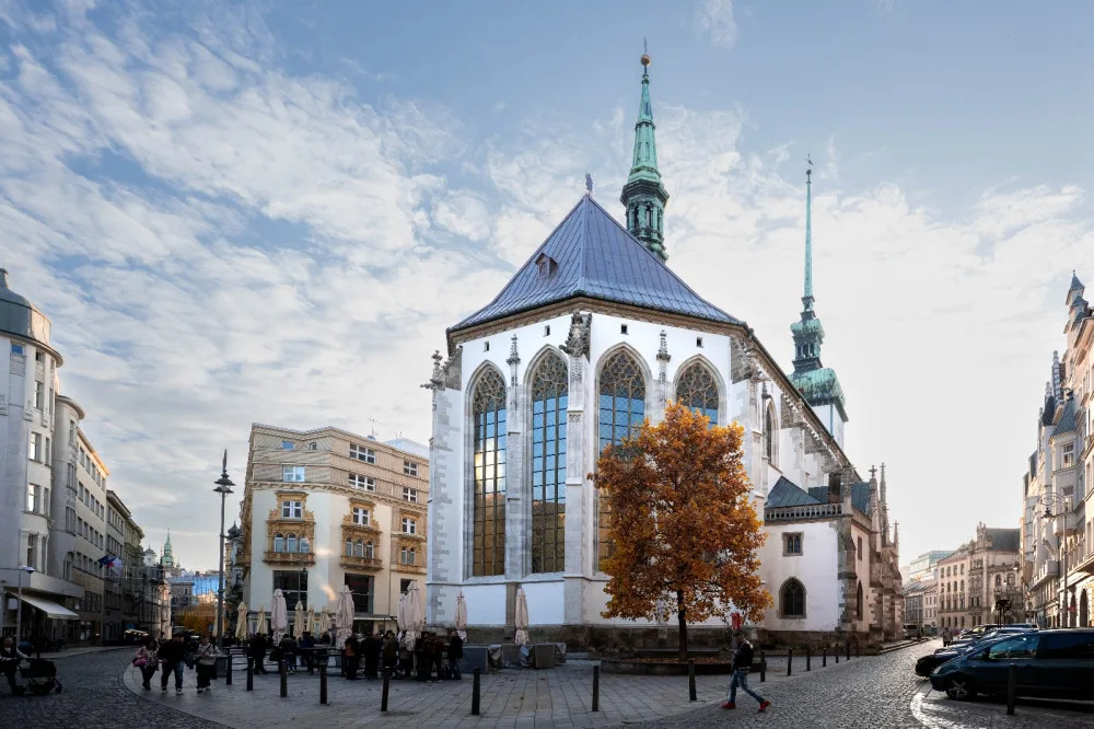 Z kostela svatého Jakuba zmizelo lešení. Hlavní opravy jsou u konce, lákadlem je dvoupatrová zvonice