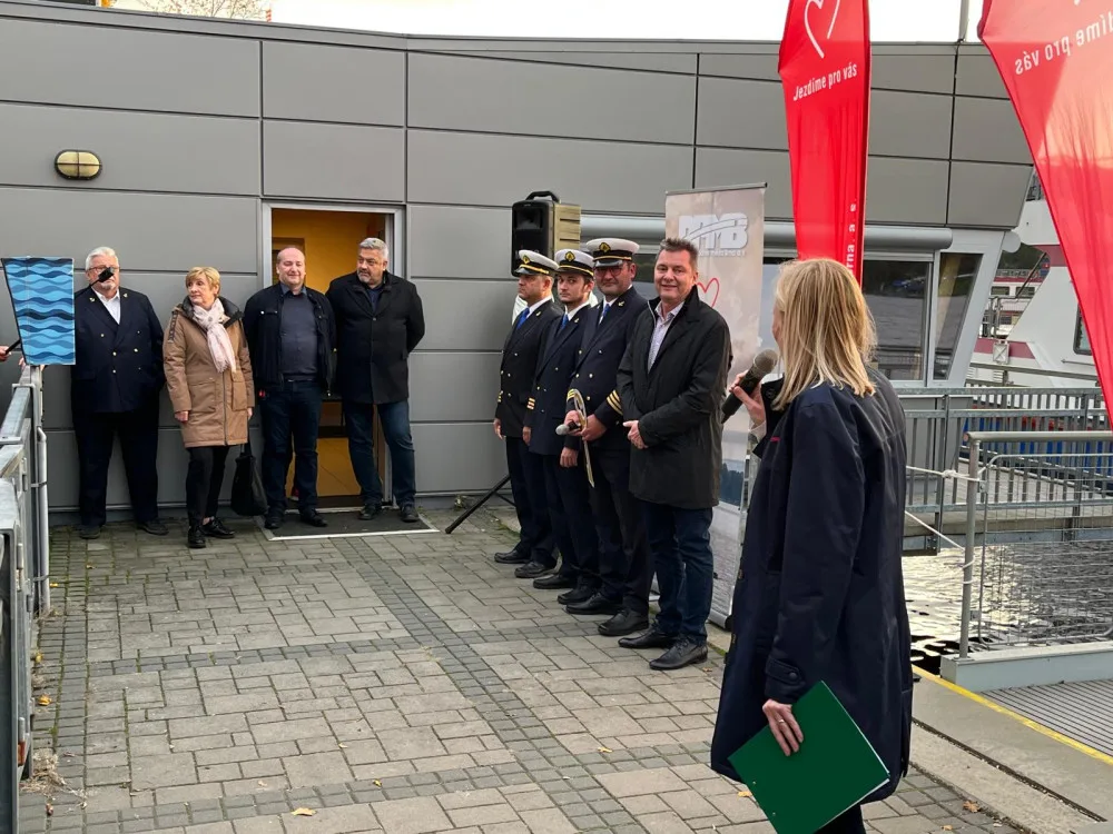 VIDEO: Na Prygl vyjela letos poslední loď. Největší výzvou pro dopravce byly zářijové povodně
