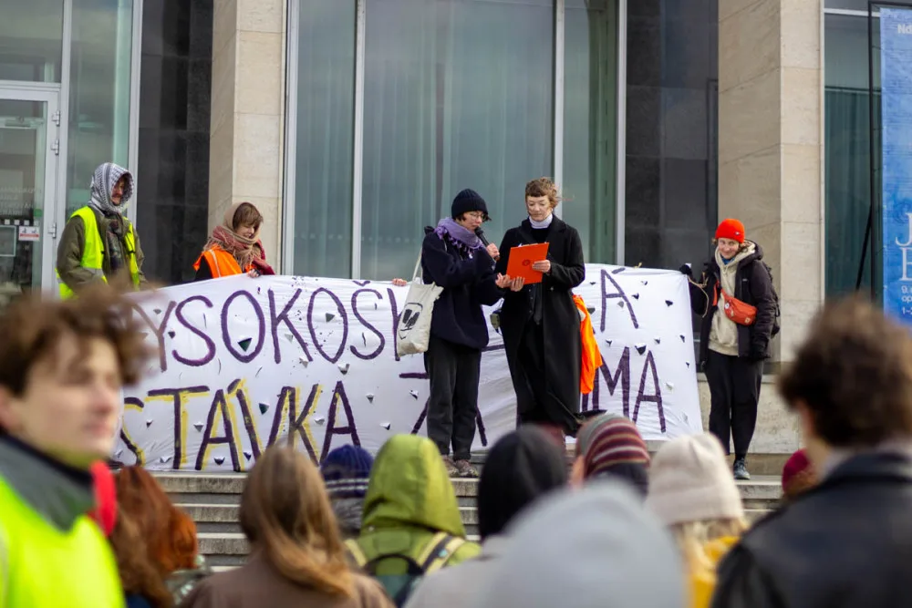 Víc lásky, míň uhlí, křičeli studenti. Pochod za klimatickou spravedlnost poukazuje na soudobé krize