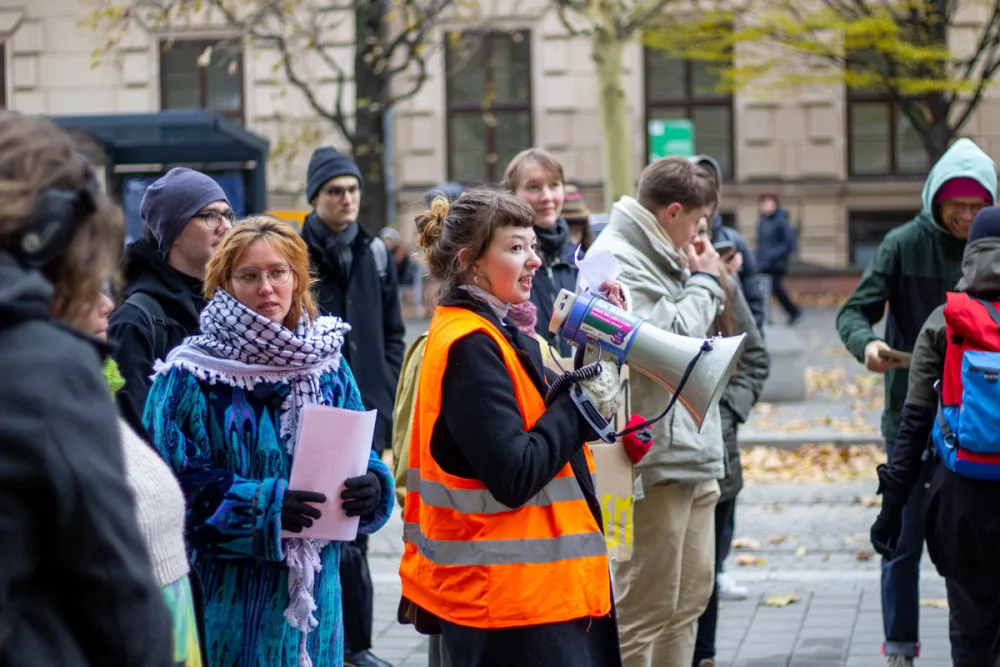 Víc lásky, míň uhlí, křičeli studenti. Pochod za klimatickou spravedlnost poukazuje na soudobé krize