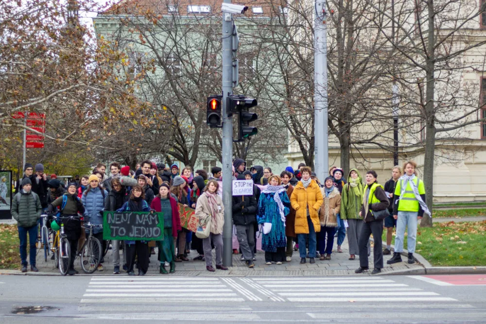 Víc lásky, míň uhlí, křičeli studenti. Pochod za klimatickou spravedlnost poukazuje na soudobé krize