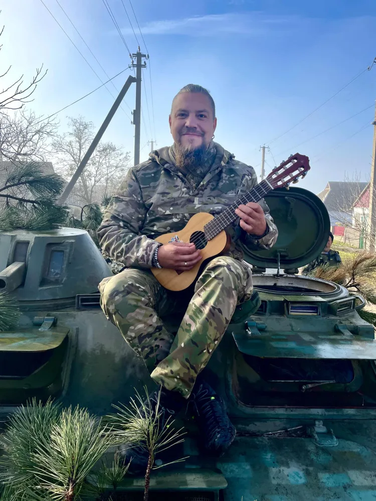Nikdy se veteránů neptejte, kolik lidí zabili, říká Andrij Žolob z centra pro vojenské veterány ve Lvově
