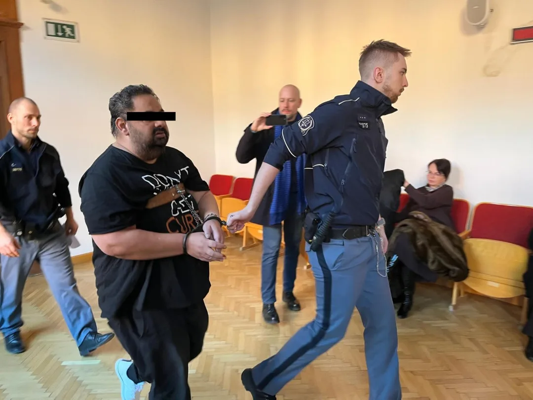 Soud se začal zabývat případem pokusu o vraždu, muž v Hodoníně pobodal dva lidi.