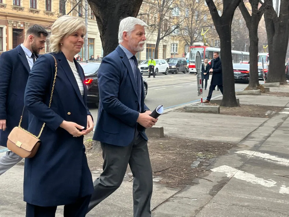 Eva Pavlová a Petr Pavel.