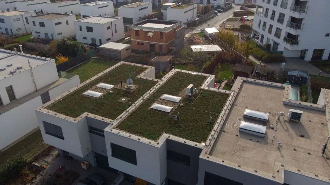 Zelená střecha téměř zadarmo! GreenTop vyřídí dotaci i realizaci za Vás! Úspora vody, lepší klima a finanční podpora