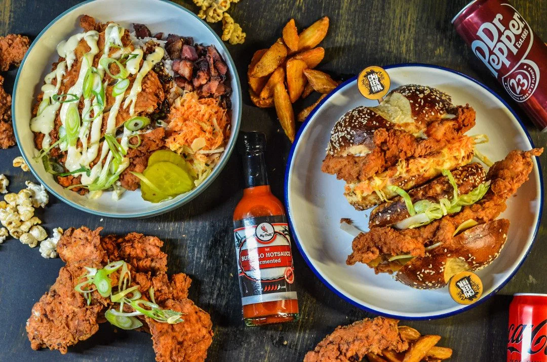 V centru Brna otvírá Chicken Inn. Lidé mohou vyhrát burger zdarma na každý den až do konce roku