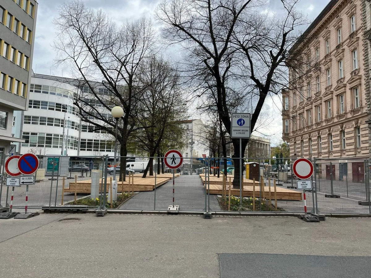 Brněnská třída Kapitána Jaroše bude příjemnější pro chodce. Zapojí se obyvatelé, mohou pomalovat cestu