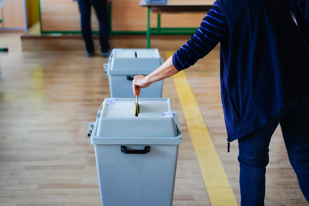 Na jižní Moravu vyráží politici letos už v červnu. Chtějí se setkávat s voliči