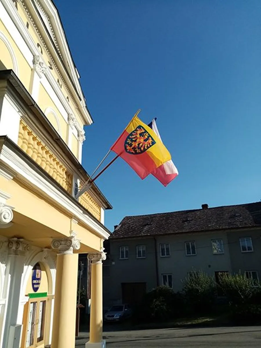Moravskou vlajku vyvěsilo 1626 měst a obcí, připomínají tak věrozvěsty
