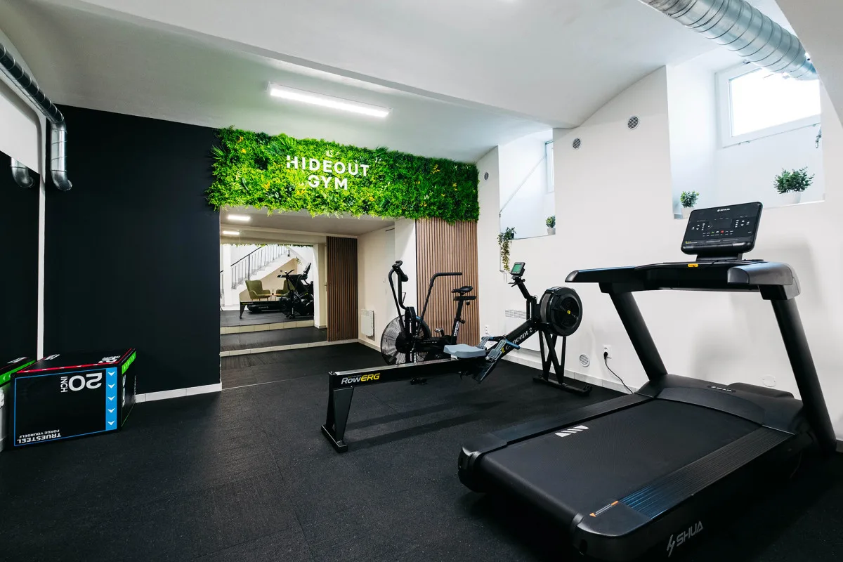 Hideout otevírá nový bezobslužný privátní gym na Dukelské třídě v Brně