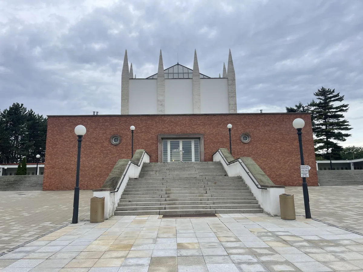 Téměř sto milionová rekonstrukce brněnského krematoria je u konce